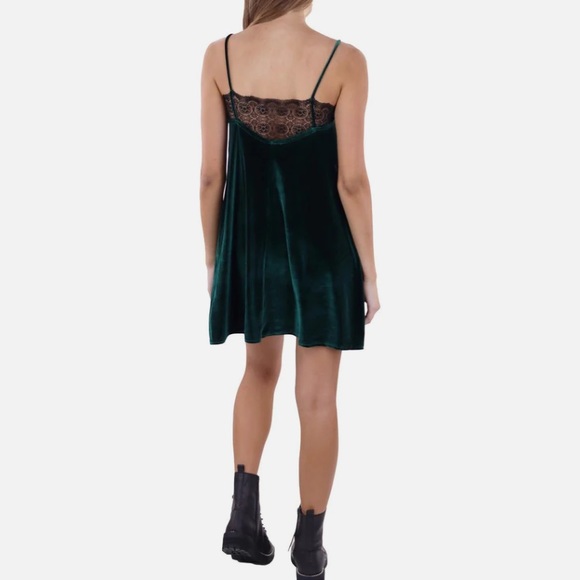 NWT Anthropologie Maronie Black velvet mini dress Size L - Picture 2 of 8